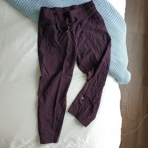 Lululemon crop pants